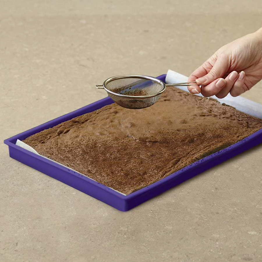 MOLDE SILICONA PARA PASTEL ENROLLADO WILTON - 22,8 X 33 CM - Imagen 4