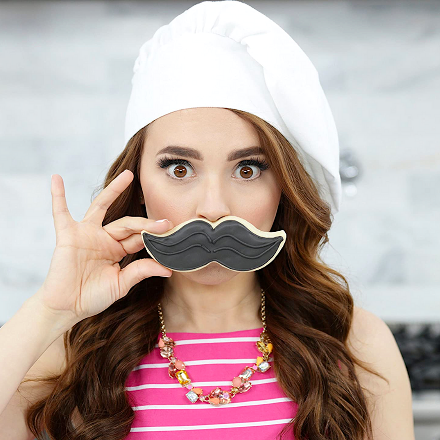 CORTADOR METALICO "ROSANNA PANSINO" WILTON - BIGOTE - Imagen 2